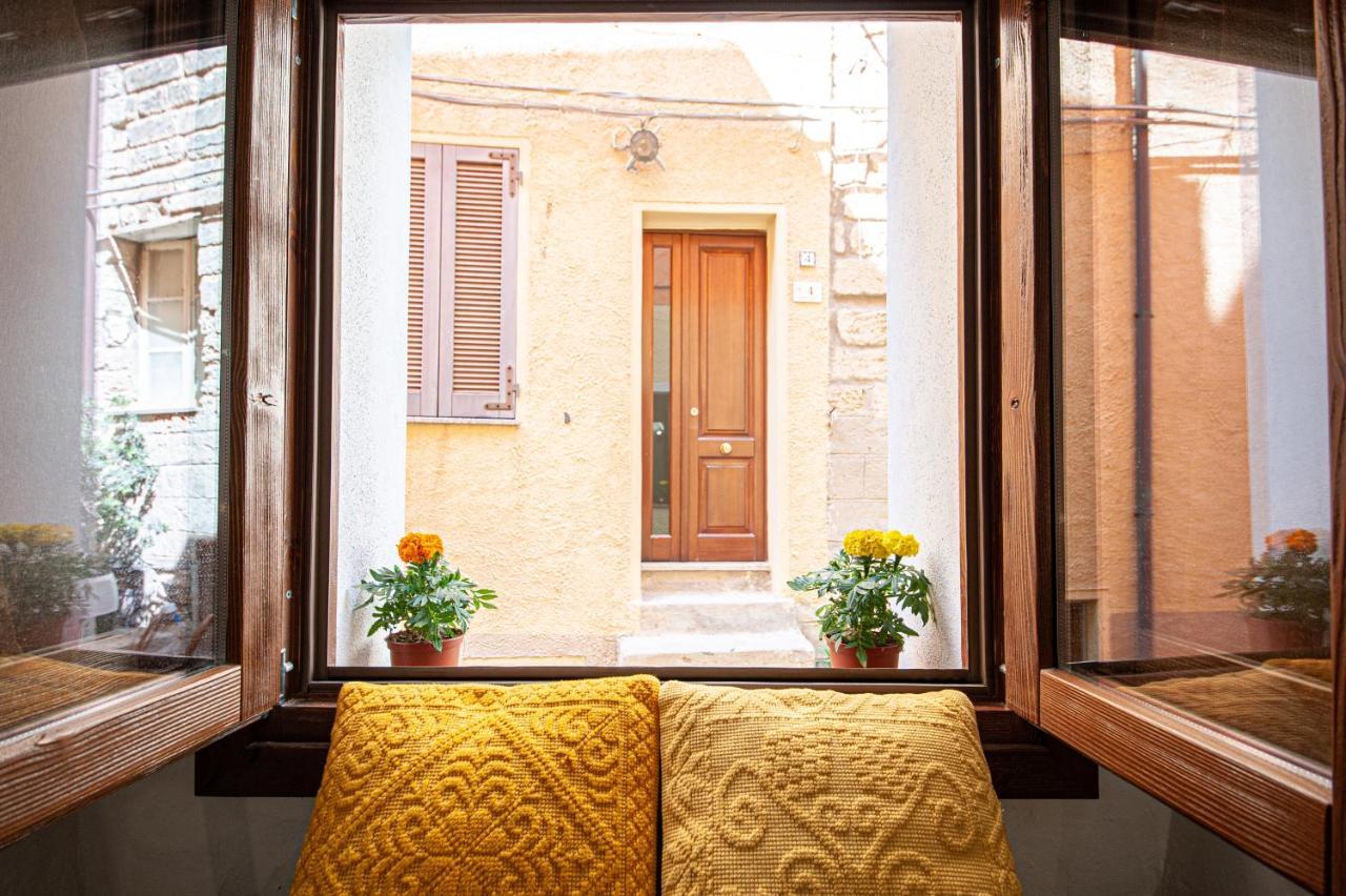Romantic Loft With Jacuzzi In The Castle Castelsardo Ngoại thất bức ảnh